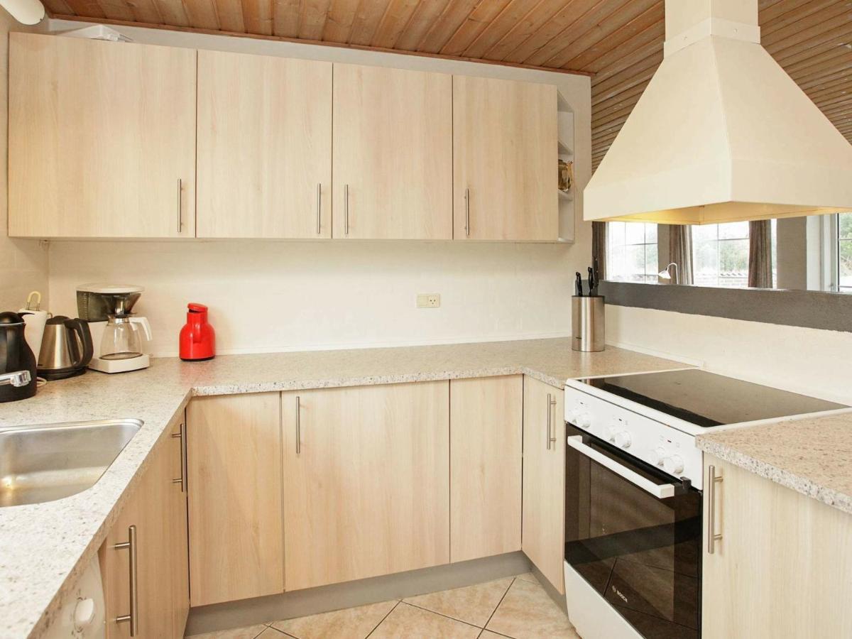 10 Person Holiday Home In Bl Vand Blåvand Εξωτερικό φωτογραφία